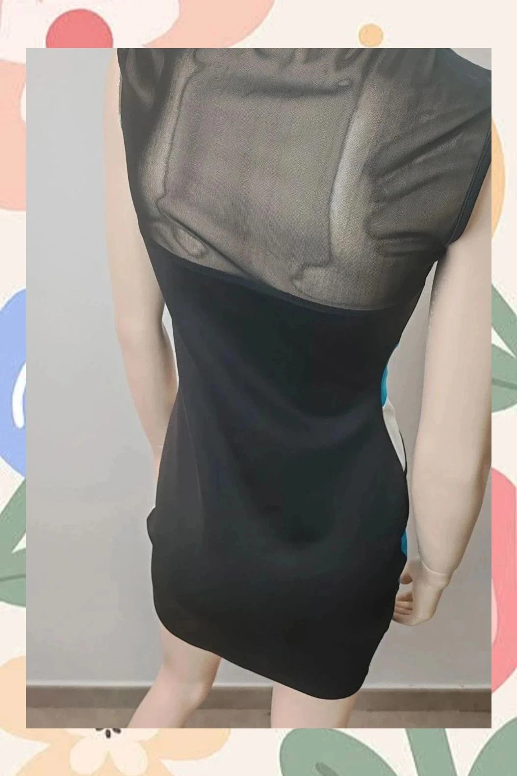 Fitted dress with transparency in the neckline – photo 3